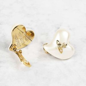 Viviennely Westwoodly large resin heart pearl earrings with elegant and luxurious temperament