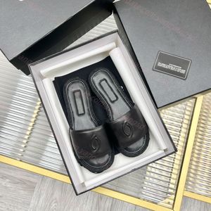 Fritidssandaler kvinnor tweed läder halm vävt slip på utomhusgatan berömda sandaler lägenheter mode strand mule märke tofflor flip flops casual glides skor