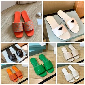 2024 Designer fashion women Mixed Colors Plaid Comfort Sotf Sale Sadal platform slides women sandale men slipper shoes Black White bottom Size 35-40