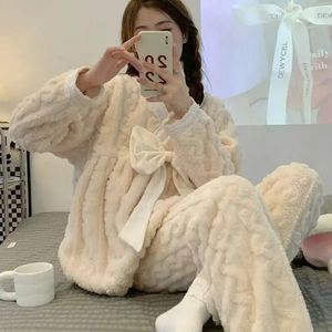 Sexy Pyjama In Vrouwen Nachtkleding Luxe Pyjama Pluizige Voor Vrouwen Nacht Shirts Flanel Thuis Pak Sets Winter Set 231129