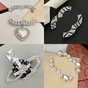 Brooches Pins Designer for Women Brand Letter Gold-plated Sier Plated Copper Inlay Crystal Pearl Jewelry Brooch Pin Men Marry Wedding Party