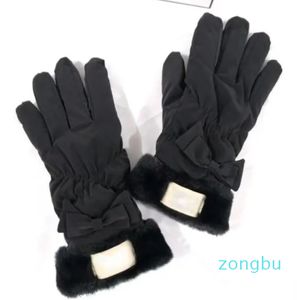 Hats Scarves Gloves Sets Hats Scarves Sets Five Fingers Gloves Fashion Women New Leather Gloves Bowknot Mittens Five Fingers With Brand Colors With Tag Wholesale