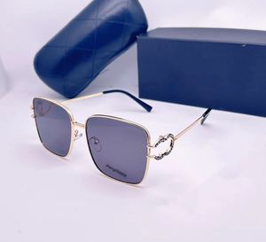Classic Design Brand Square Solglasögon UV400 Eyewear Metal Gold Frame Glasses Men Women Mirror Glass Lens Solglas med ruta 1010