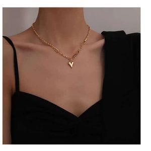 Beaded Neckor European och American Retro Hip-Hop Fashion Niche Ins Trend Temperament K Gold Female Necklace