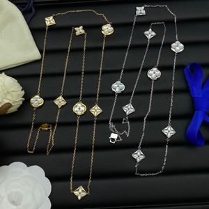 Europe America Fashion Four Leaf Clover Necklace Designer smycken Halsband Pendant 8 Blomma Mother of Pearl Women Gold Silver tröja med låda med låda