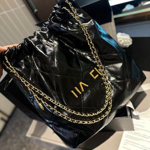 22 Garbage Bag Designer Women Shoulder Bag 35/39cm Oil Wax Leather Gold Hardware Metal Buckle Luxury Handbag Matelasse Chain Crossbody Bags Coin Purse Travel Sacoche