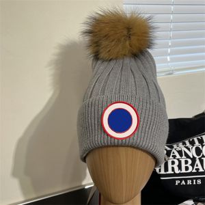 Hohe Beanie Designer Mann Hut Warme Damen Wolle Hut Ball Top Motorhaube Frauen Stricken Mützen Winter Schneefeld Ski Hüte männer Kappen