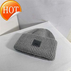 Beanie Skull Fashion Trucker Hat Caps Ac Hat Unisex Womens Autumn and Winter High Quality Classic Square Angora100% Double Layer Warm Skulies Wool Warm Knitted7TO6