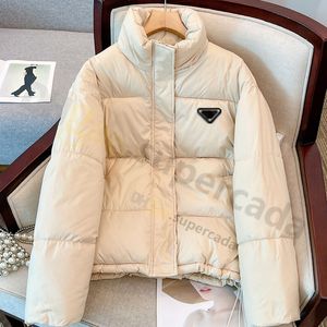 2023 디자이너 여성 재킷 파카 바스 웨터 코트 스웨트 셔츠 여자 겨울 재킷 후드 롱 슬리브 옷 클래식 야외 따뜻한 여자 복어 코트