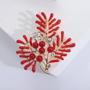 Brooches Fast Fashion Creative Red Coral Pearl Brooch For Woman Party Jewelry