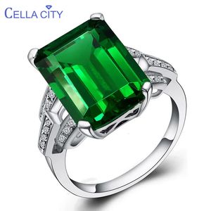 Bröllopsringar Cellacity Vintage Emerald Ring for Women Silver 925 Big Green Gemstone Finger Jewelry Anniversary Partihandel Present Size 610 231128