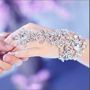 Ny ankomst Luxury Diamond Crystal Bridal Glove handleds fingerlösa bröllop smycken armband för brud pärlor mariage brud263g