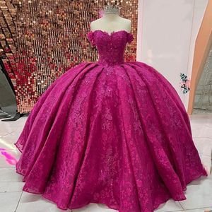 Rosa vermelha quinceanera vestidos mexicano querida inchado rendas espartilho fora do ombro apliques de luxo rendas princesa vestidos de xv anos 15