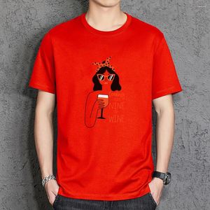 T-shirt da uomo Cosmo Lady Working From Nine To Wine T-shirt da uomo in cotone Harajuku Tee Abiti larghi quotidiani Camicia da uomo con grafica vintage