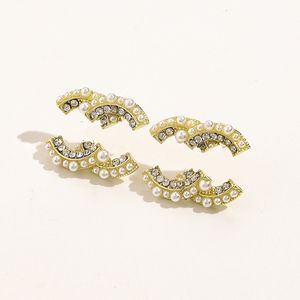 Pearl Diamond Stud Earrings Design for Women Earrings 18K Gold Plated Jewelry High Sense Couple Family Birthday Gift Earrings Brand Jewelry Wholesale