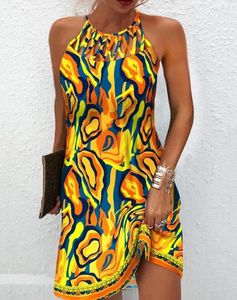 カジュアルドレス女性のための夏2023ファッションマルチカラー抽象プリントホローを添えた袖なしのドレス女性ベスティドス服