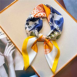 Halsdukar blommor lyx nack slips kvinnlig tryck satin sjal siden halsduk kvinnor hår hade handleds foulard huvud halsdukar kerchief hijab bandana j0428