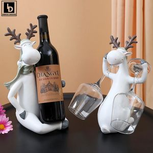 Estatuetas de objetos decorativos INWOO DECOR Deer Elk Wine Goblet Rack Stand Armário Prateleira de parede Estátua de armazenamento Escultura Ornamentos de mesa Decoração de casa 231130