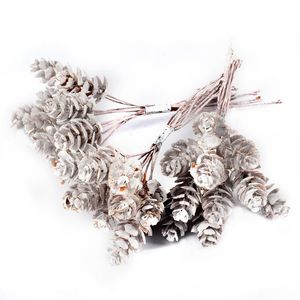 装飾的な花50pcs人工パイナップルグラスパインナッツコーンウェディングクリスマスデコレーションディースクラップブッキングリース