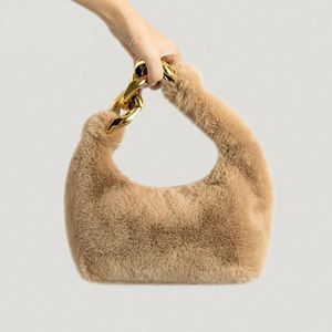 Portfelki Faux Fur Tote Pluszowe pół księżyca metalowy łańcuch na ramię zima damski portfel futrzany Krótki klamka nadgarstka