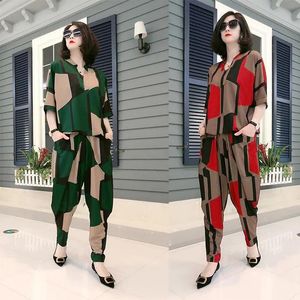 Women's Two Piece Pants Middle-aged Women Ice Silk 2 Set Summer Clothing Short Sleeve Print Tops And Suits 4XL Two-piece 2023 Y872Women's