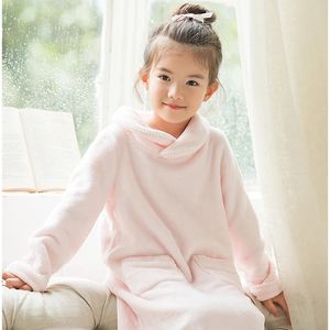 Piżama dziecięca dziewczyna Lolita sukienka flanelowa księżniczka sleepshirts Vintage Turndown Collar Nightgown.Kid's Toddler Nightdress Loungewear 231129
