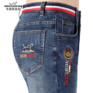 Mens Jeans Inverno Engrossar Bruce Shark Homens Calças Moda Casual Perna Reta Jean Macio Calças Soltas Tamanho Grande 42 231129