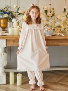 Pyjamas Winter Children's Sleepwear Vintage Toddler Girl's Turndown Collar Princess Borsted Bathrobe Kid's Warm Pyjamas Nightwear Suit 231129