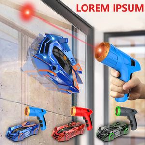 Transformation Toys Robots RC Car Stunt Infrared Laser Tracking Wall Tak Klättring av fordonsleksaker för barn Remote Control Följ Light Gift Boys 231129