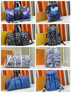 5A Top Quality Designer Purse Luxury Bag Brand Duffel+Backpack Women Man Set Bags W458 02
