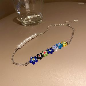 Kedjor 2023 Koreanska söta färgglada lilla Daisy Pearl Flowers Boho Pärlade klavlikhalsband för kvinnors flickor smycken