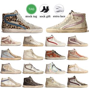 Wholesale Women Men Designer Shoes Casual Slide Sneakers Handcrafted Italy Brand Vintage Calfskin Upper Silver Gold Glitter Flash Mid Ball Star Sports Trainers