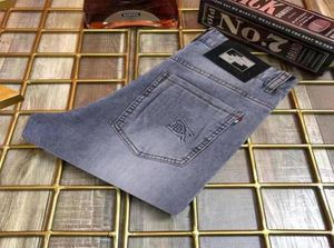 03 Jeans firmati da uomo di alta qualità per uomo e donna pantaloni di lusso di marca di moda slim fit pantaloni in denim hip hop da moto47712623810758