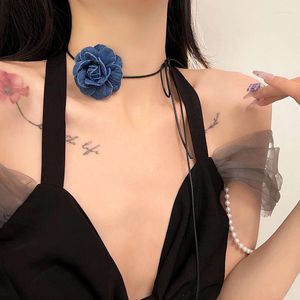 Choker Creative Denim Blue Flower Necklace For Women 2023 Trend Long Wax Line Justerbar kedja Midje Tillbehörstrandsmycken