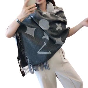 冬のカシミアデザイナースカーフハイグレードソフトシックファッションメンズレディングラグジュアリースカーフニュートラルクラシック格子縞の大きな格子縞のケープB-14