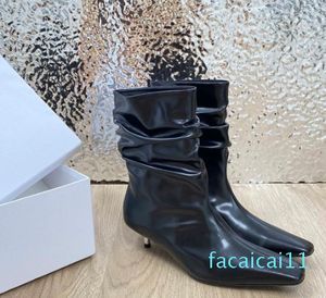 Top Qualit Cowskin Buty kolanowe buty na obcasie buty ułożone w stosy u układu buty niskie obcasy skórzana podeszwa dla kobiet western sukienki fabryczne obuwie