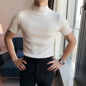 男性用セーターメン半袖ニットセーターファッションハイネックストライプスリムフィットエラスティックプルオーバー品質