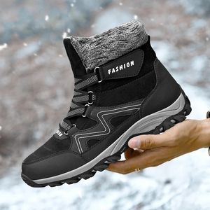 Buty pluszowe ciepłe męskie śnieg klasyczne zimowe mężczyźni para wodoodporna non -szkiegnia korka koronkowa buty turystyczne na zewnątrz 3648 231130
