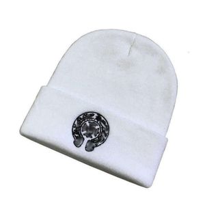 Hats Fashion Women's BrandCH Ch Hearts Beanie Men Women Cap Luxury Autumn Winter Warm Headgear Ladies Knitted Trend Versatile Caps Female Wool Cashmere Hat DG5U