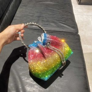 Borse a tracolla Borse da donna Novità Pochette da sera 2023 Nappa Argento Strass Sac a Main Femme Secchiello da donna 230426