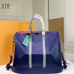 En Kaliteli Yeni Erkekler Duffle Bag Kadınlar Seyahat El Bagaj Çantaları PU Deri Çantalar Büyük Crossbody Çanta Kılıfları 45 27 20CM303W