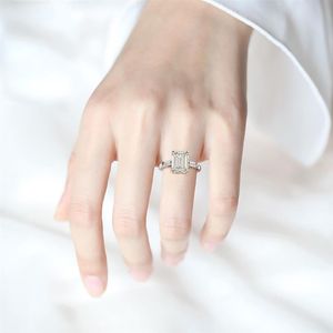 Wong Rain 925 Sterling Silver Emerald Cut은 Moissanite 보석 웨딩 약혼 다이아몬드 링 미세한 보석 전체 Q121261J