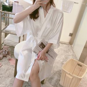 Mulheres de casamento feminino Vestido de casamento Sexy Mulheres Mulheres curtas Cetido de noiva Cinturão de seda Kimono Bathrobe Summer Dama de noites Plus Size