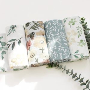 Filt Swaddling Baby Born Wrap Eucalyptus Lämna tryckt Organisk bambu bomull Muslin Swaddle Bedding Cover Born 231128