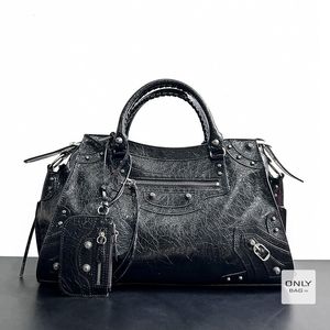 Tasarımcılar Bags Motosiklet Neo Cagole Çanta Çanta Omuz Kadınlar Lady Lüks Yağ Balmumu Cilt Orijinal Deri Crossbody debriyaj Çantası Vintage 33cm 39cm Ayna Kalitesi