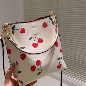 Designer-Tasche Cherry Printing Purse Handtasche Totes Womens Tote Bag Woman Hand Charlie Shoulder Bucket Bag Damen Large Capacity Shopping Bags Wallet 230207