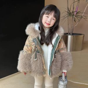 다운 코트 조이 윈 겨울 재킷 아이 소녀 파카 여자를위한 따뜻한 가짜 모피 아이 스팽글 옷 소프트 파티 아기 코트 231130
