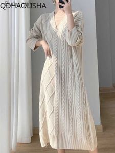 Grundläggande avslappnade klänningar Nya i Autumn Winter Women's Sweater Dress Korean version Fashion Elegant Coming Long Pullover Sticked Women's Clothll231130