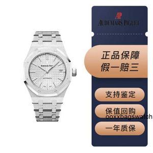 Orologi autentici online Audemar Pigue Royal Oak Series 67653BC Orologio da donna Quadrante grigio argento Orologio al quarzo platino 18 carati 33 mm HBYQ