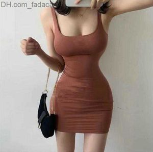 Casual Dresses Woman Clothing Casual Dresses Short Sleeve Summer Womens Dress Camisole Skirt Outwear Slim Style With Budge Designer Lady Sexy Dresses Q231130